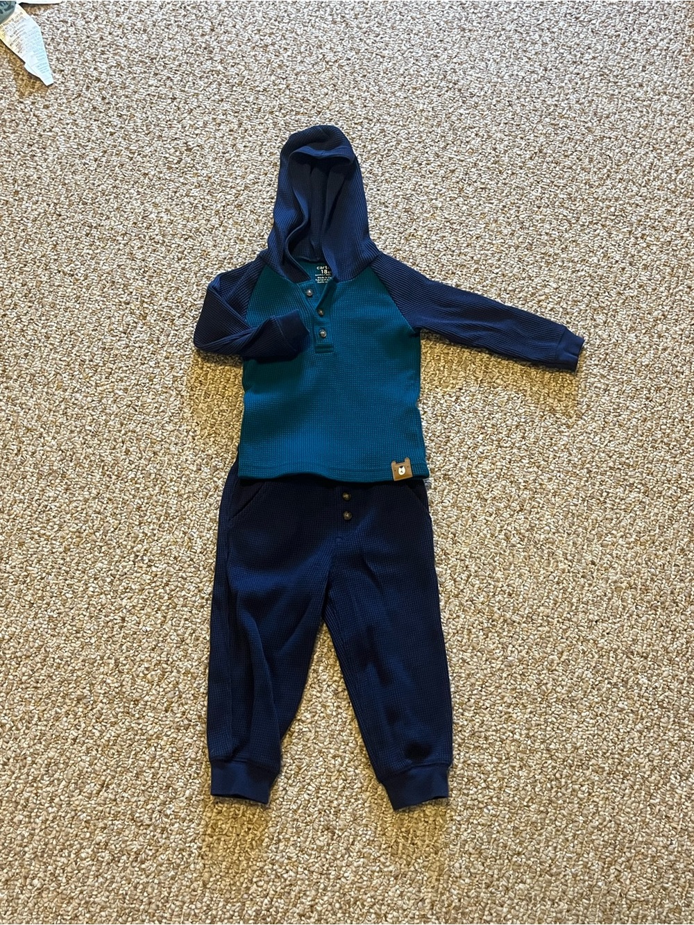 Carter’s blue matching set 18M
